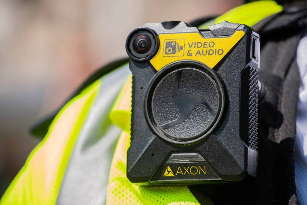 caméras sur les policiers